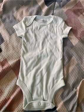 Swaddle Designs Light Mint Short-Sleeve Baby One-Piece Bodysuit